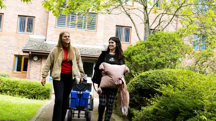 Moving in before your flatmates makes it easy to carry your belongings in.