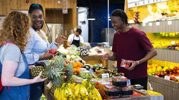 Students shopping in the market